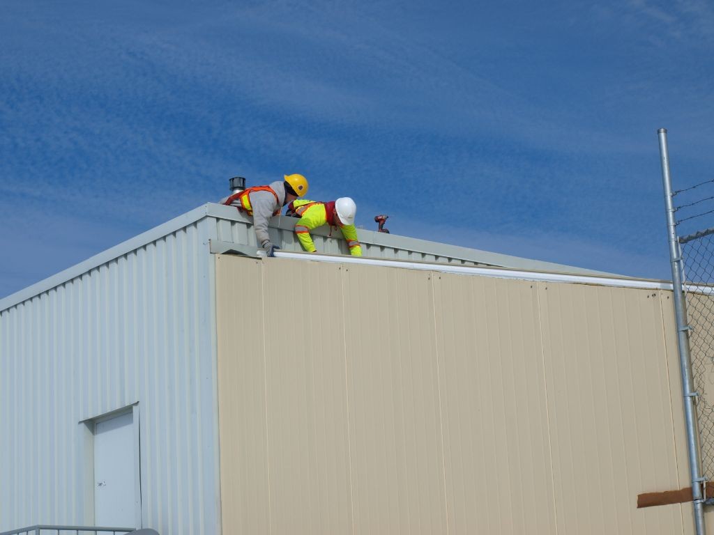 Sealing Joints in Insulated Panels: Avoiding Air Leaks and Moisture Intrusion