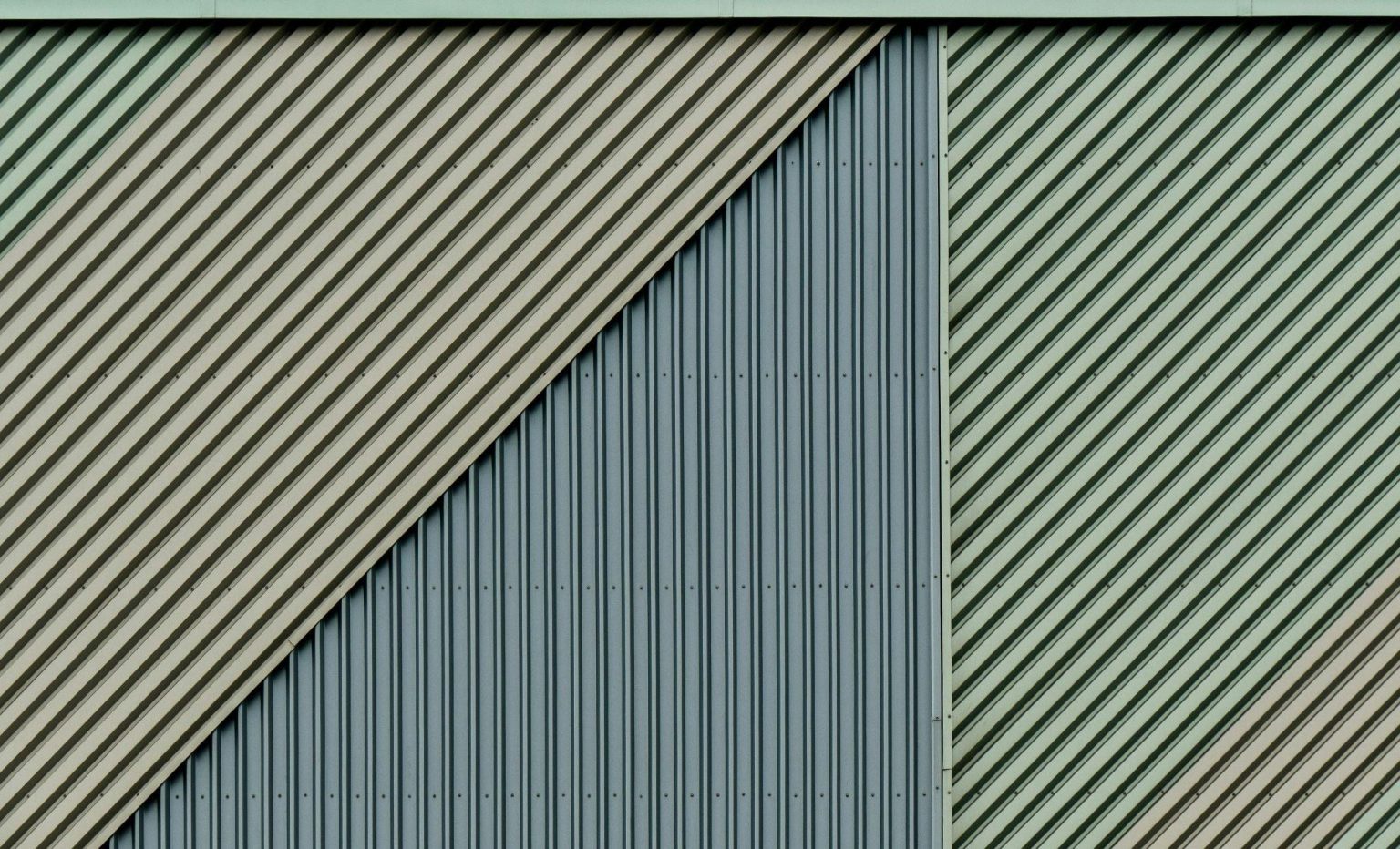 Multiple colours of custom metal panels