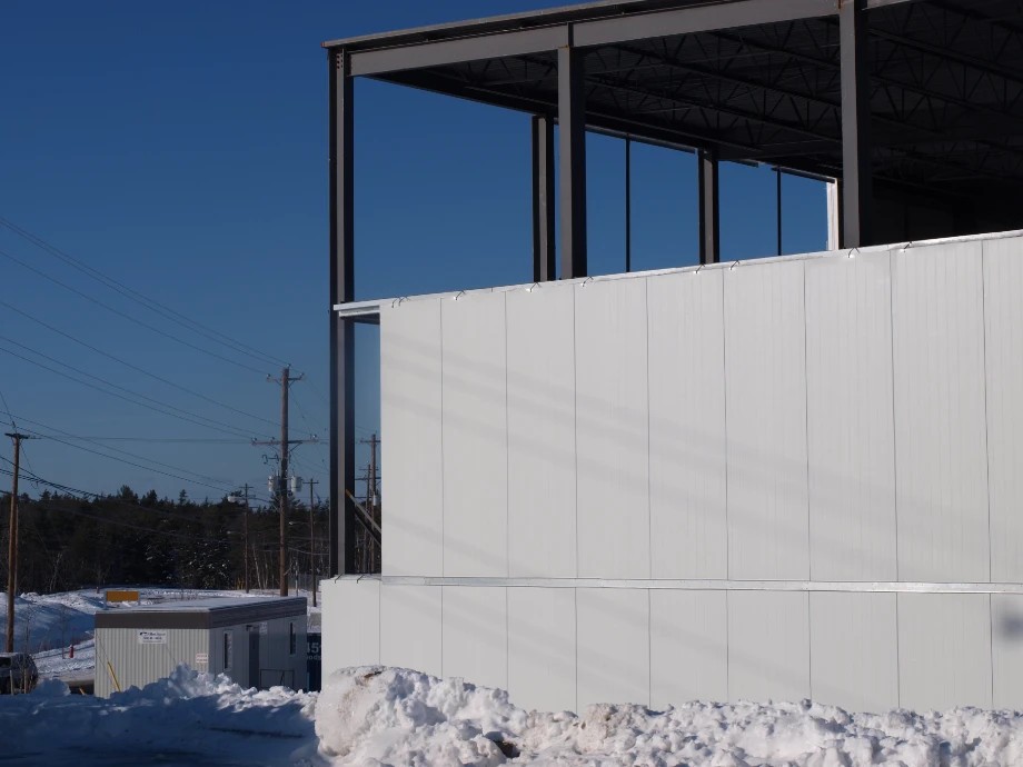 Refrigeration panels used to build a cold storage facility during winter